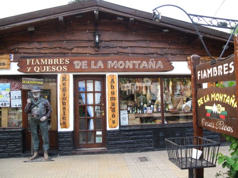 The best meat and cheese shop in San Martin